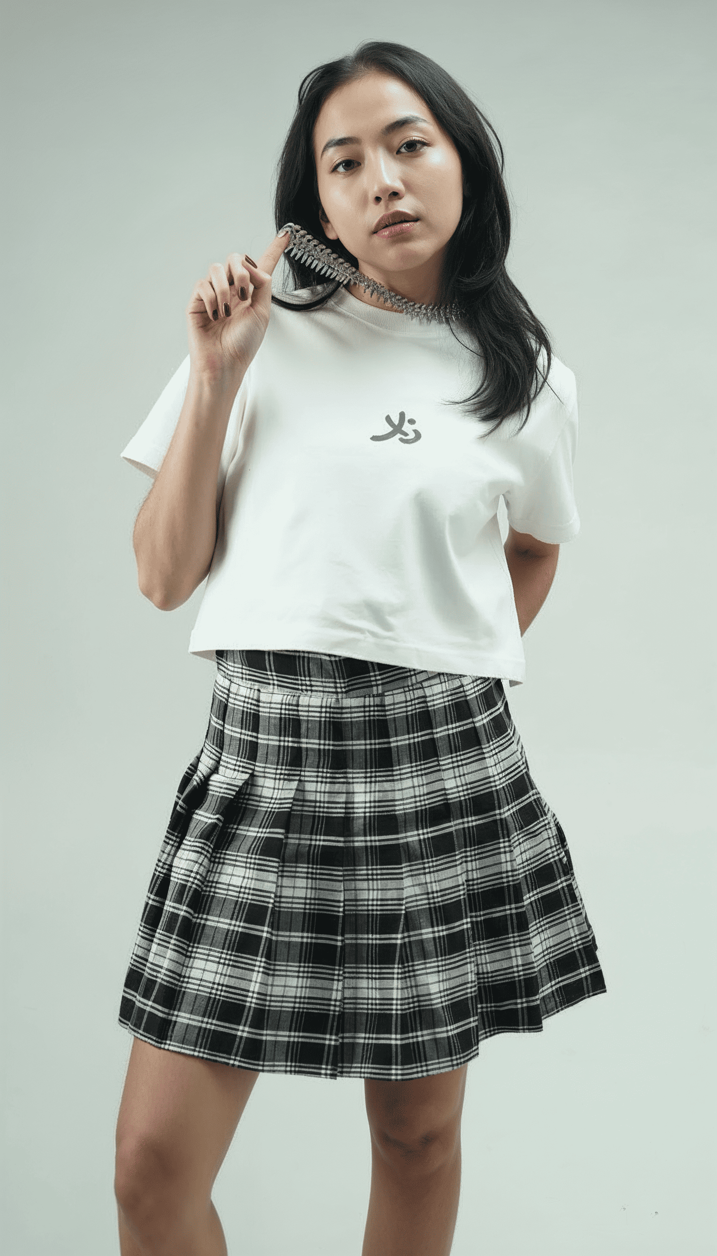 YB Labs Studio - Basic Tshirt Crop Top